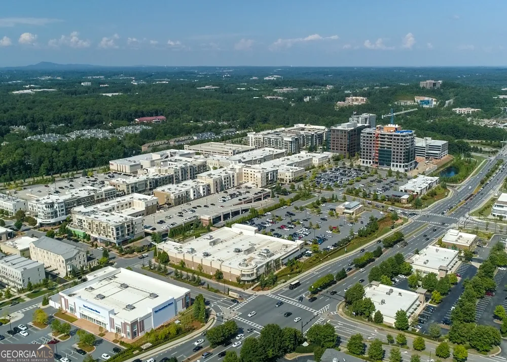2555 Milford LN Alpharetta, GA 30009