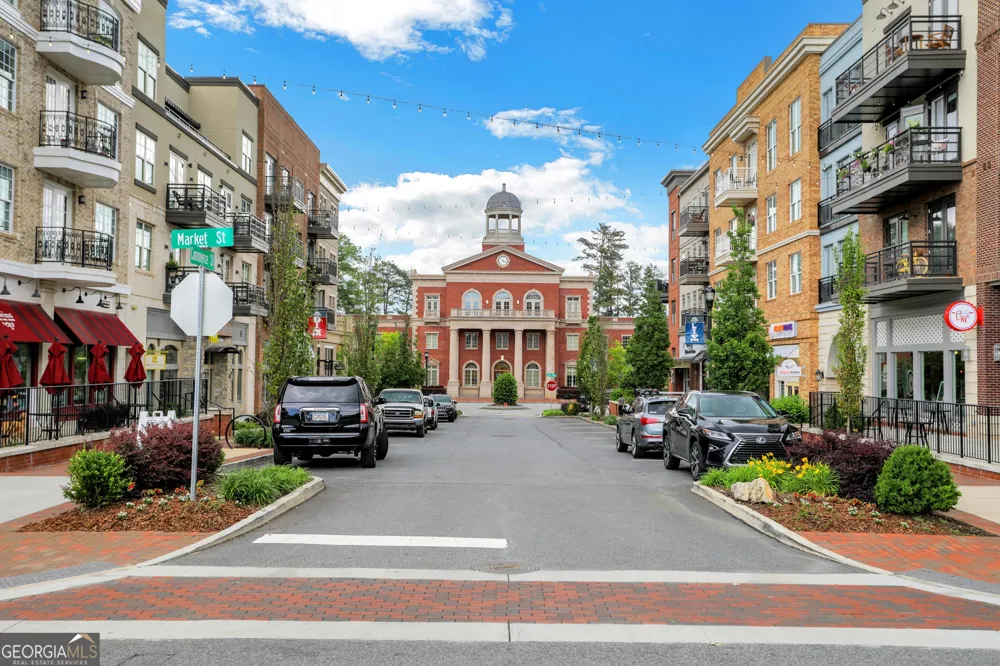 2555 Milford LN Alpharetta, GA 30009