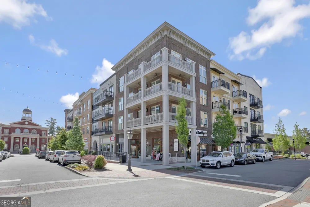 2555 Milford LN Alpharetta, GA 30009