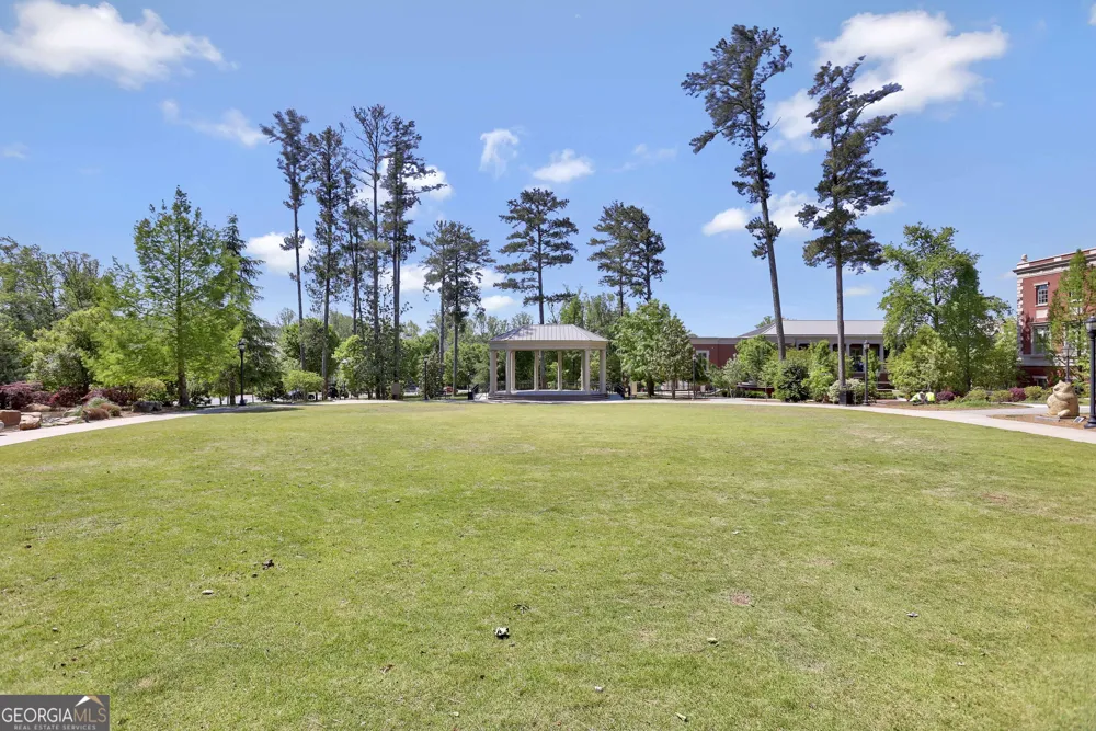 2555 Milford LN Alpharetta, GA 30009