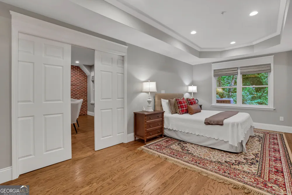 2555 Milford LN Alpharetta, GA 30009
