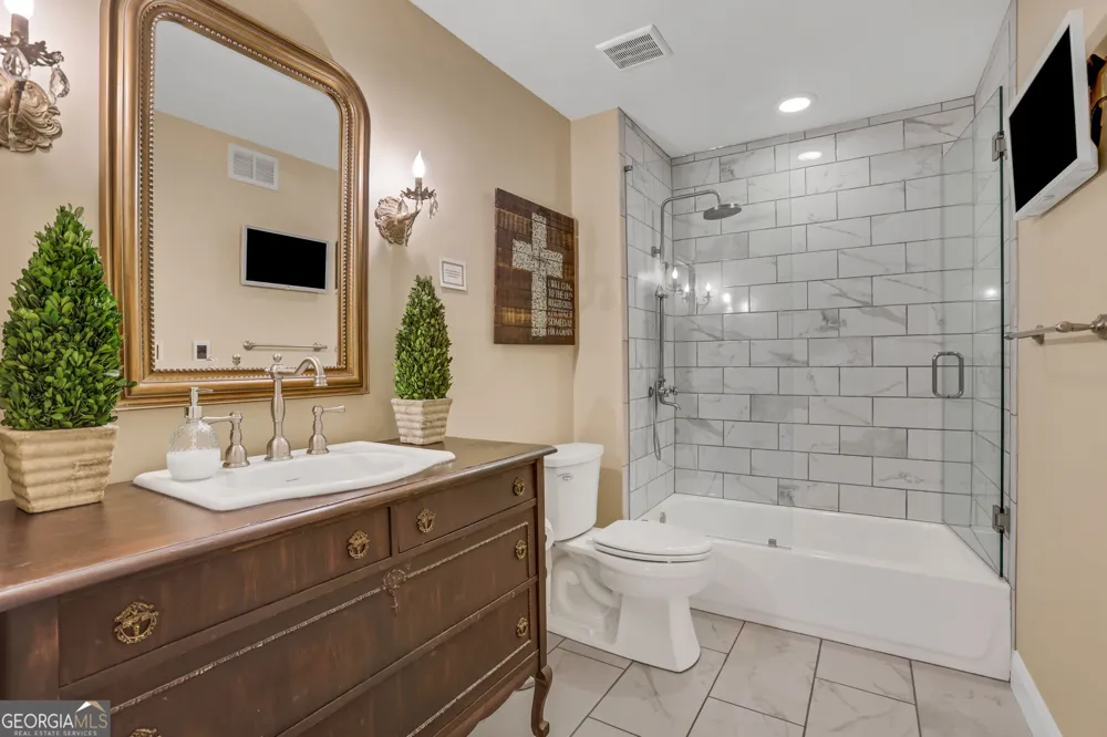 2555 Milford LN Alpharetta, GA 30009
