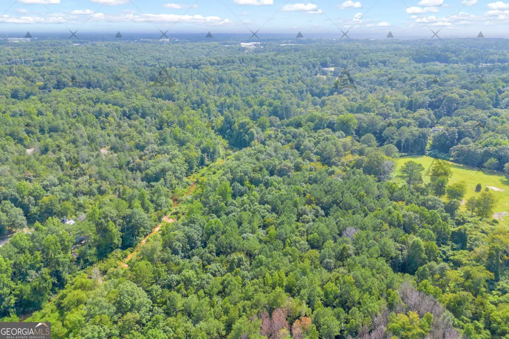 2265 Rockbridge RD NW Conyers, GA 30012