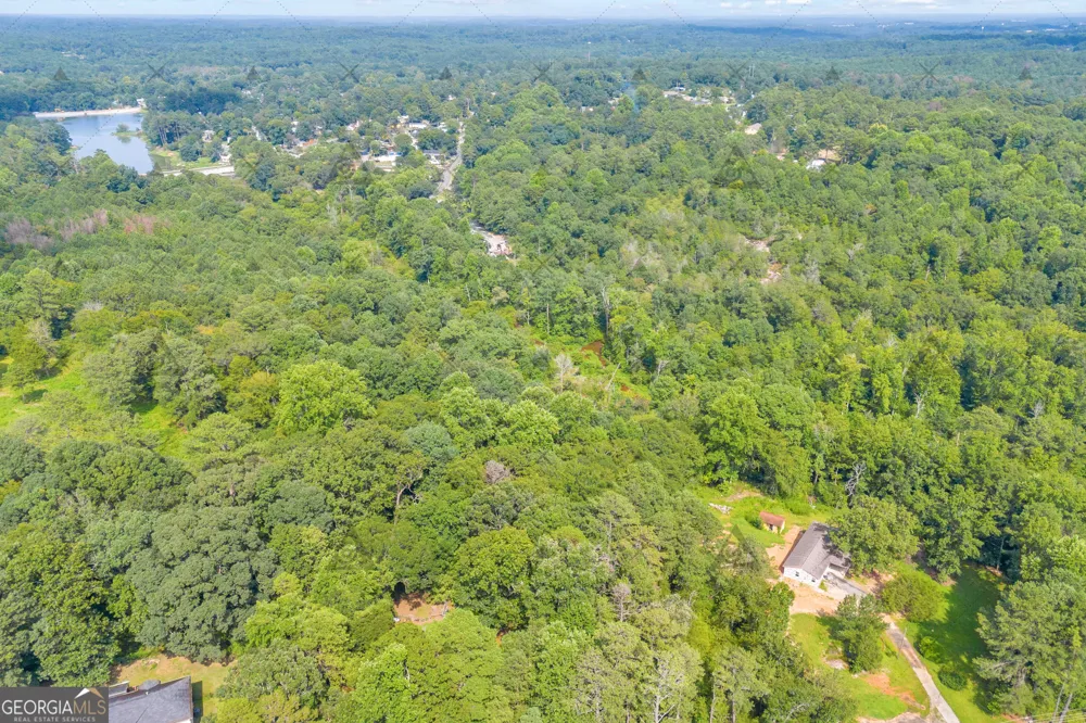 2265 Rockbridge RD NW Conyers, GA 30012