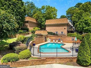 1261 Lavista RD NE
