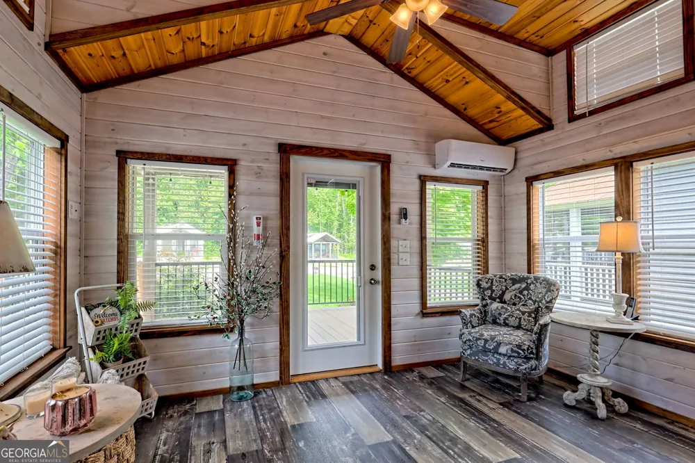 4960 Laurel Lodge RD Clarkesville, GA 30523