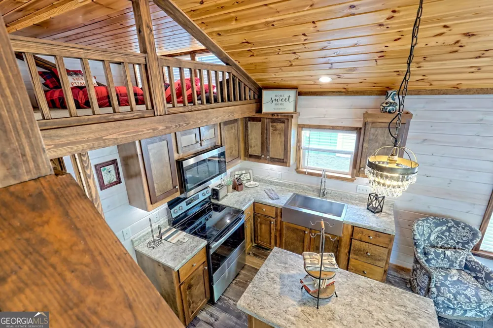 4960 Laurel Lodge RD Clarkesville, GA 30523