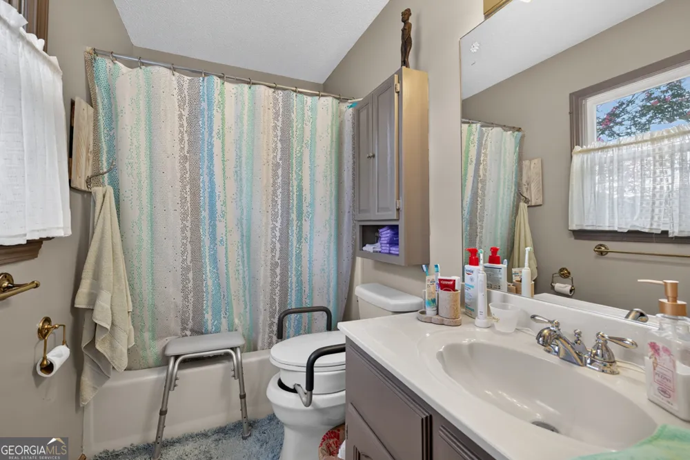 152 Wellington DR Hull, GA 30646