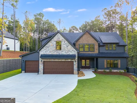 64 Liberty Station DR