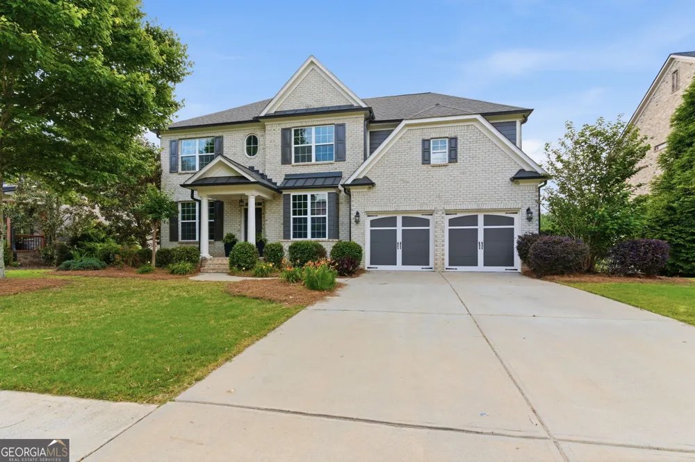 2855 Etienne LN Cumming, GA 30041