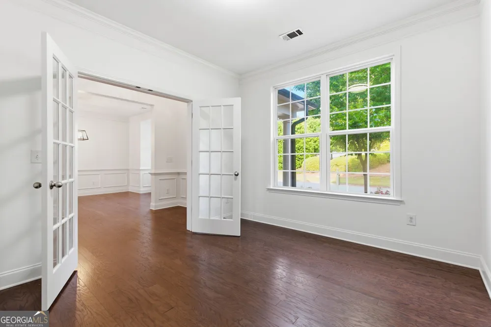 2855 Etienne LN Cumming, GA 30041