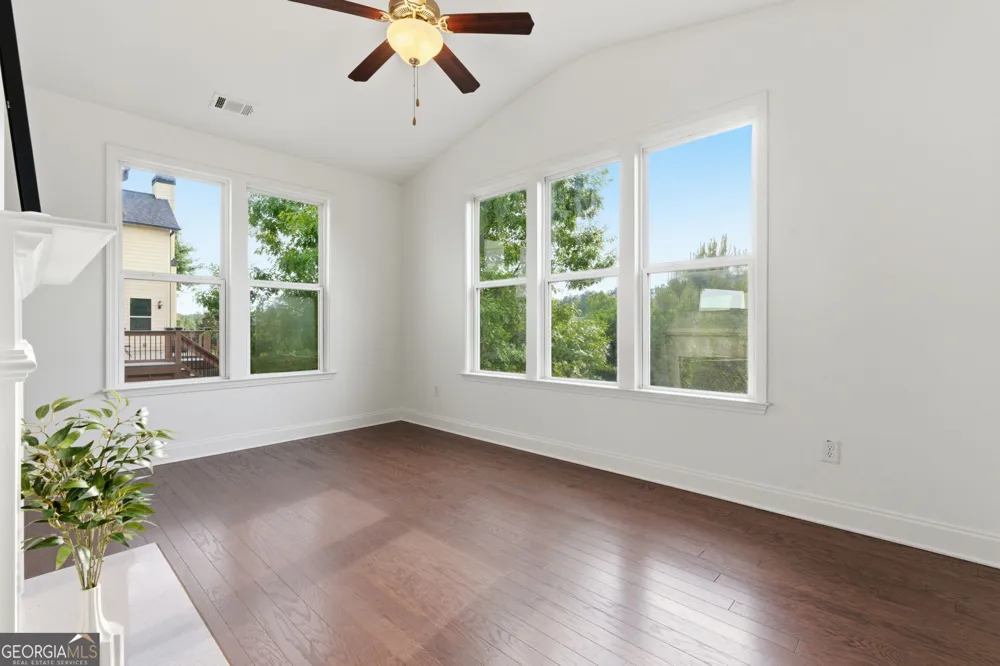 2855 Etienne LN Cumming, GA 30041