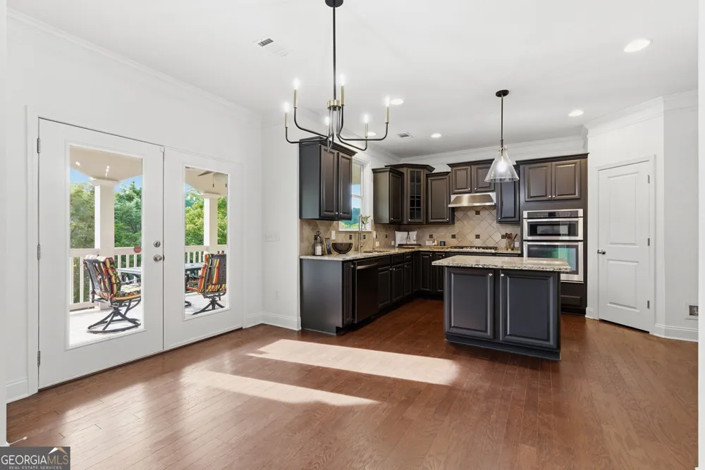 2855 Etienne LN Cumming, GA 30041