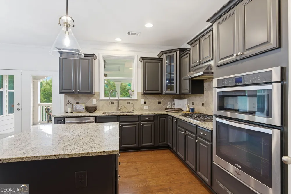 2855 Etienne LN Cumming, GA 30041