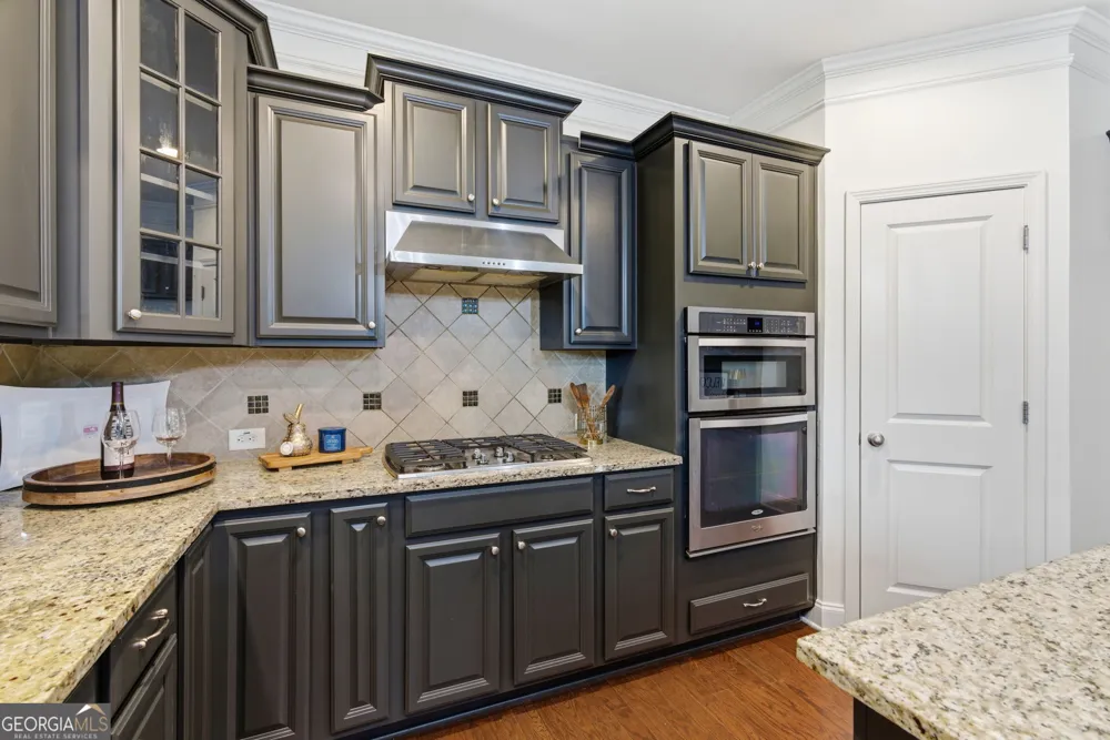 2855 Etienne LN Cumming, GA 30041