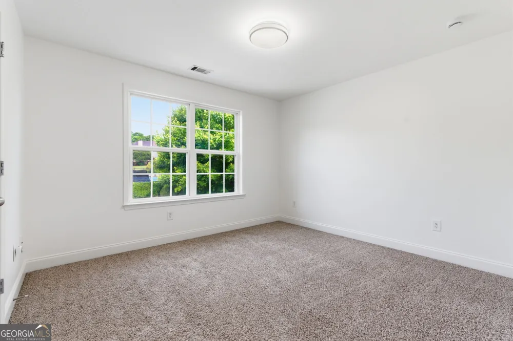 2855 Etienne LN Cumming, GA 30041