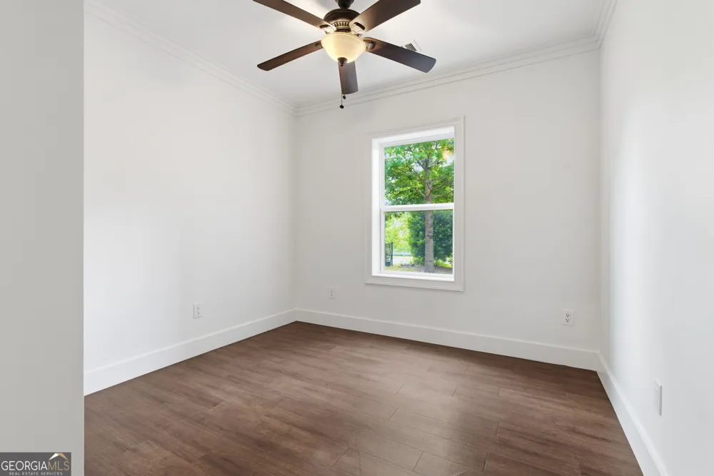 2855 Etienne LN Cumming, GA 30041