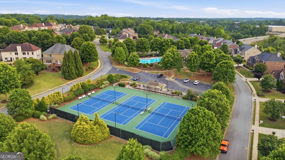 2855 Etienne LN Cumming, GA 30041