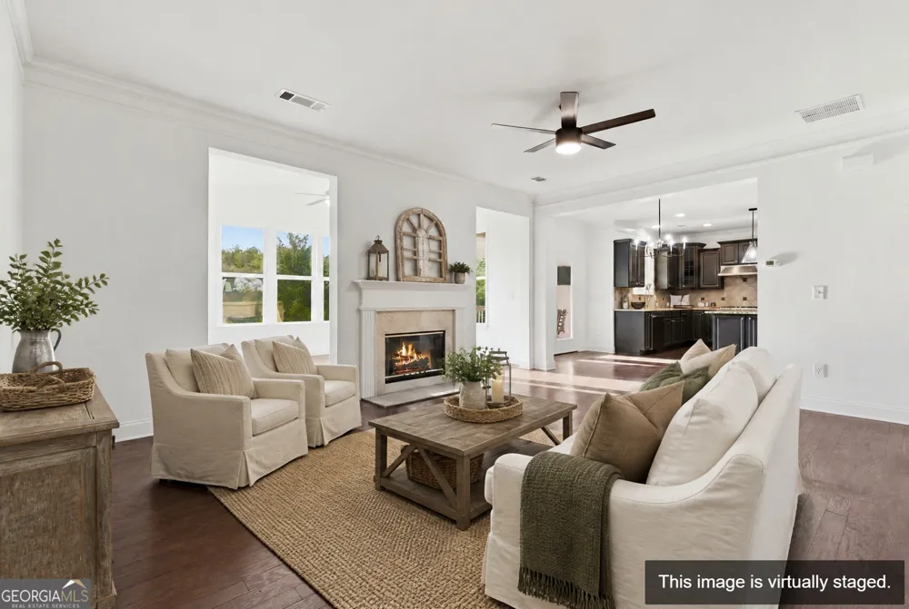 2855 Etienne LN Cumming, GA 30041