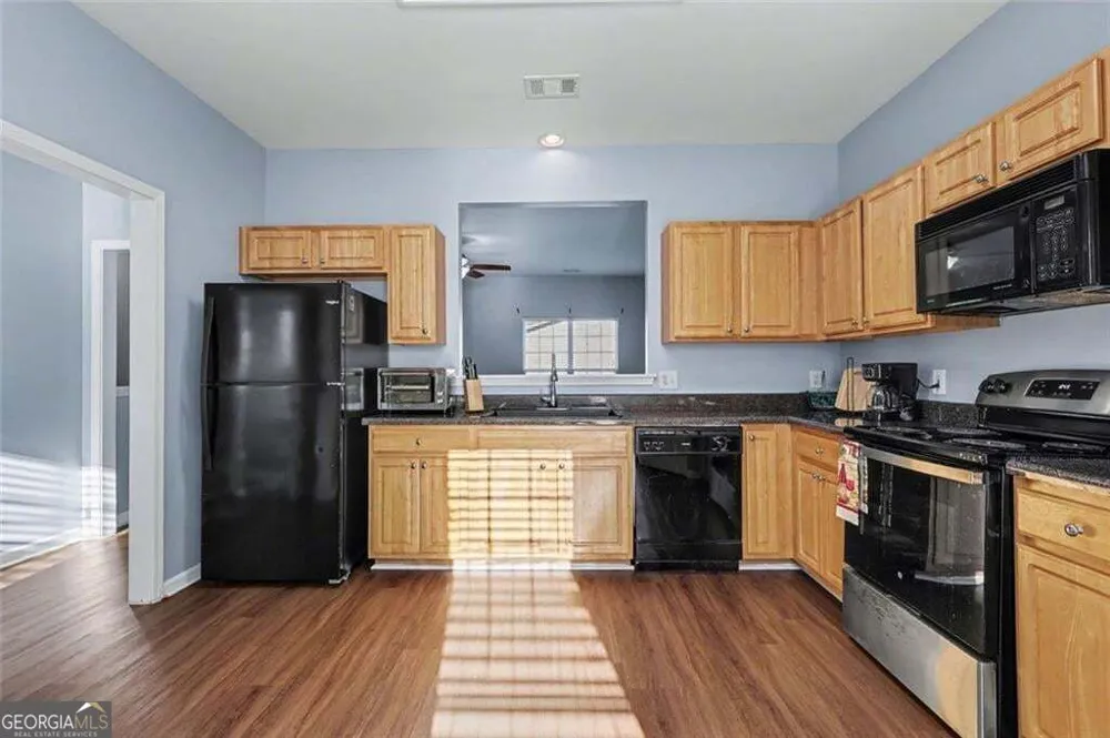 2402 Beaver Falls DR NW Norcross, GA 30071