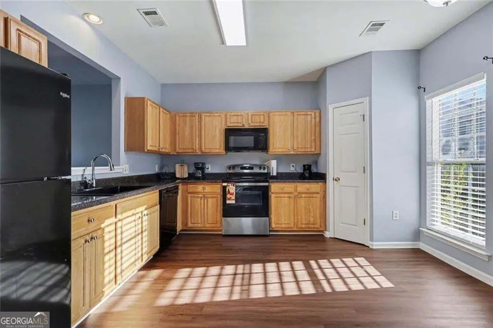 2402 Beaver Falls DR NW Norcross, GA 30071