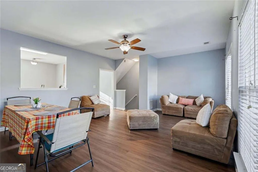 2402 Beaver Falls DR NW Norcross, GA 30071