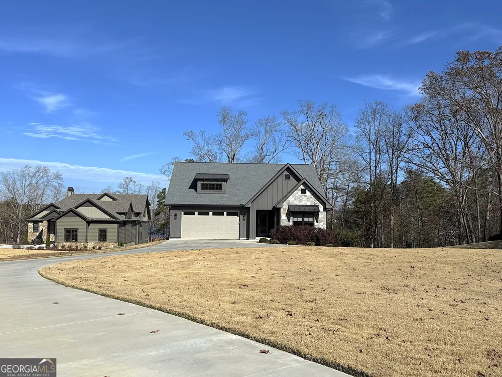 73 Yacht Club PTE Hartwell, GA 30643