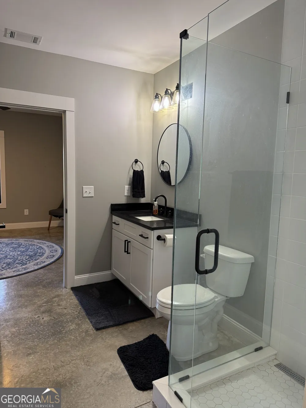 73 Yacht Club PTE Hartwell, GA 30643