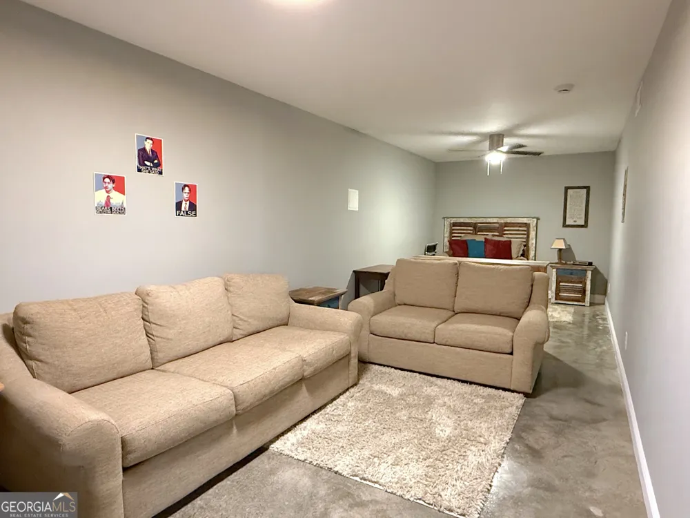 73 Yacht Club PTE Hartwell, GA 30643