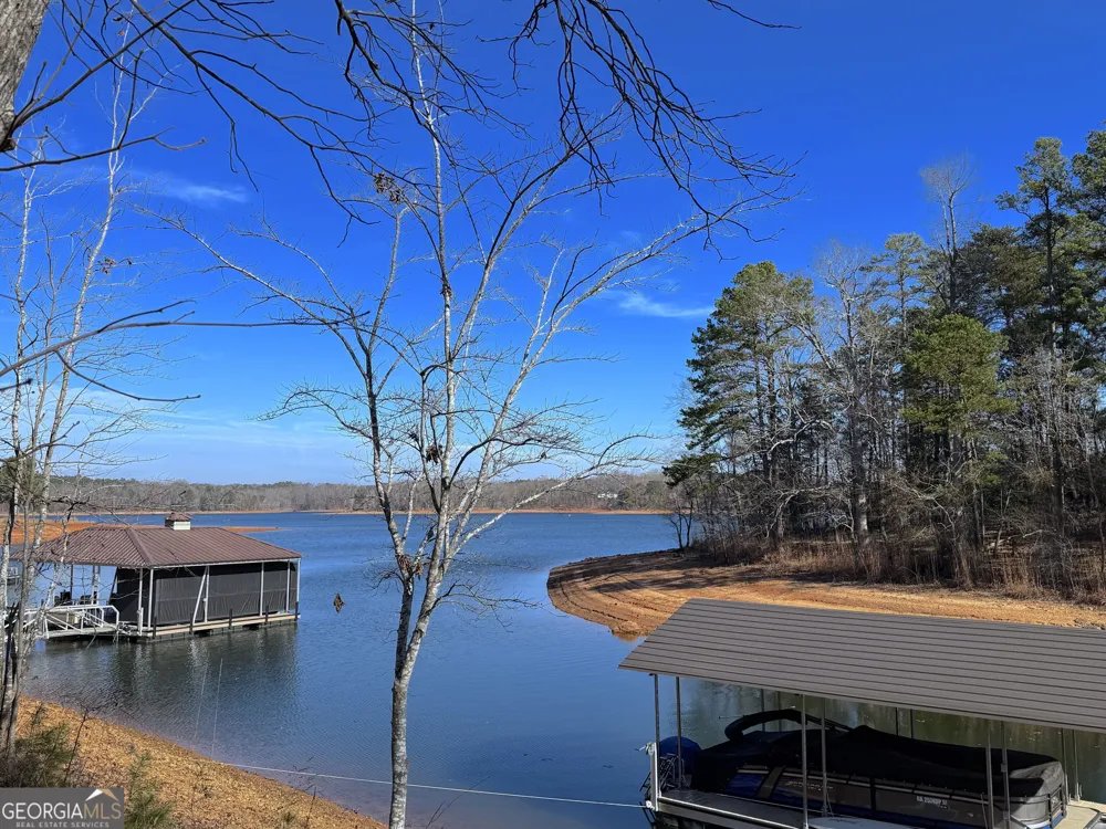 73 Yacht Club PTE Hartwell, GA 30643
