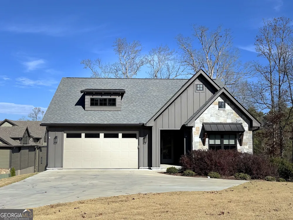 73 Yacht Club PTE Hartwell, GA 30643
