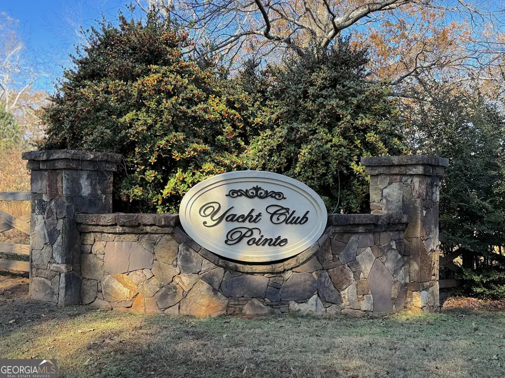 73 Yacht Club PTE Hartwell, GA 30643