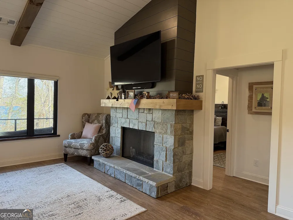 73 Yacht Club PTE Hartwell, GA 30643
