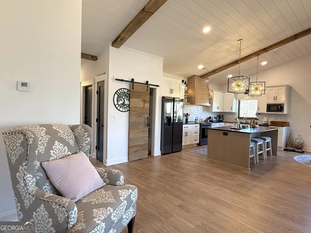 73 Yacht Club PTE Hartwell, GA 30643