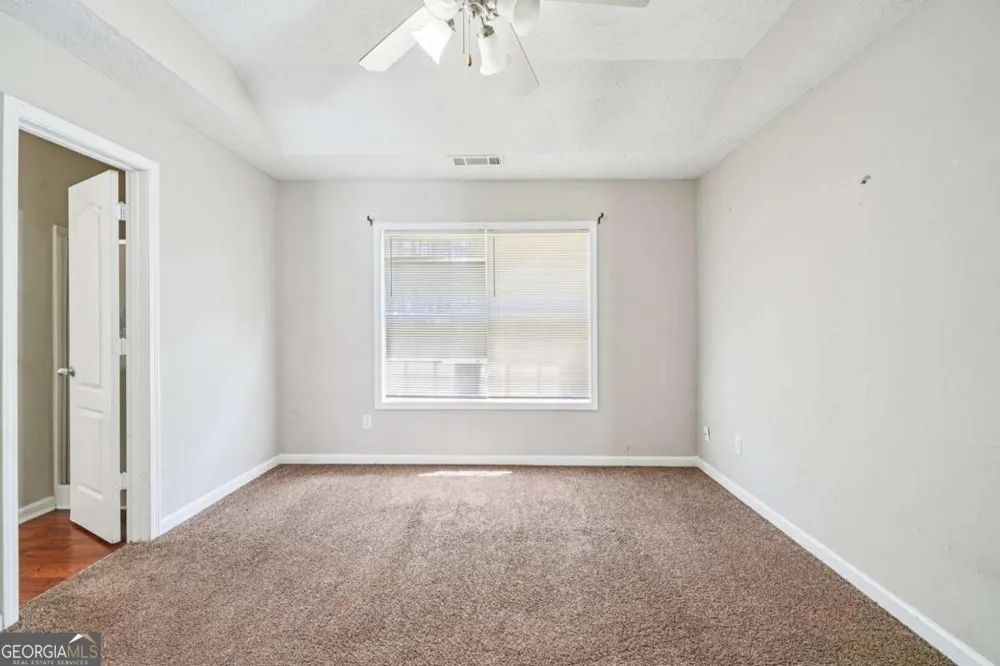 141 Longstreet CIR Oxford, GA 30054