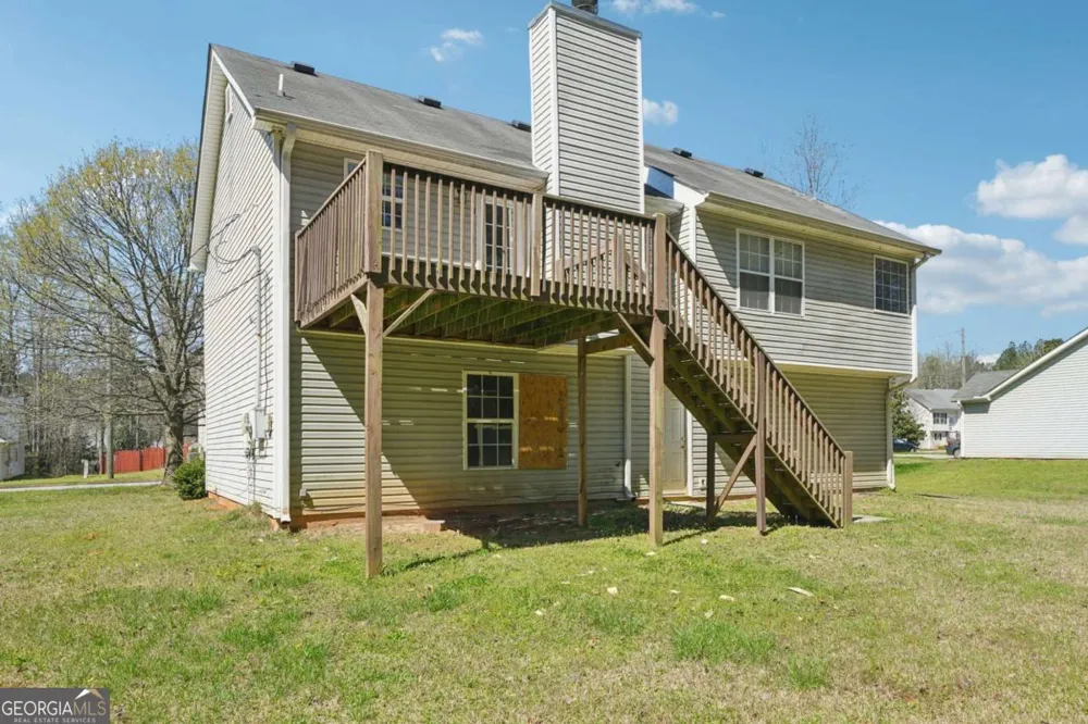 141 Longstreet CIR Oxford, GA 30054