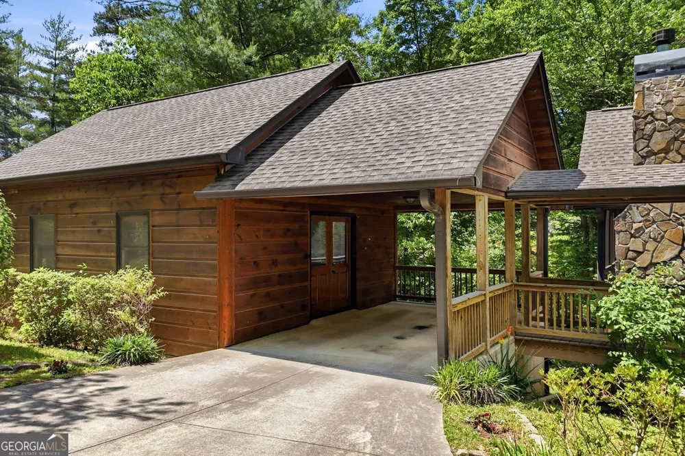 139 Deer TRL Mineral Bluff, GA 30559