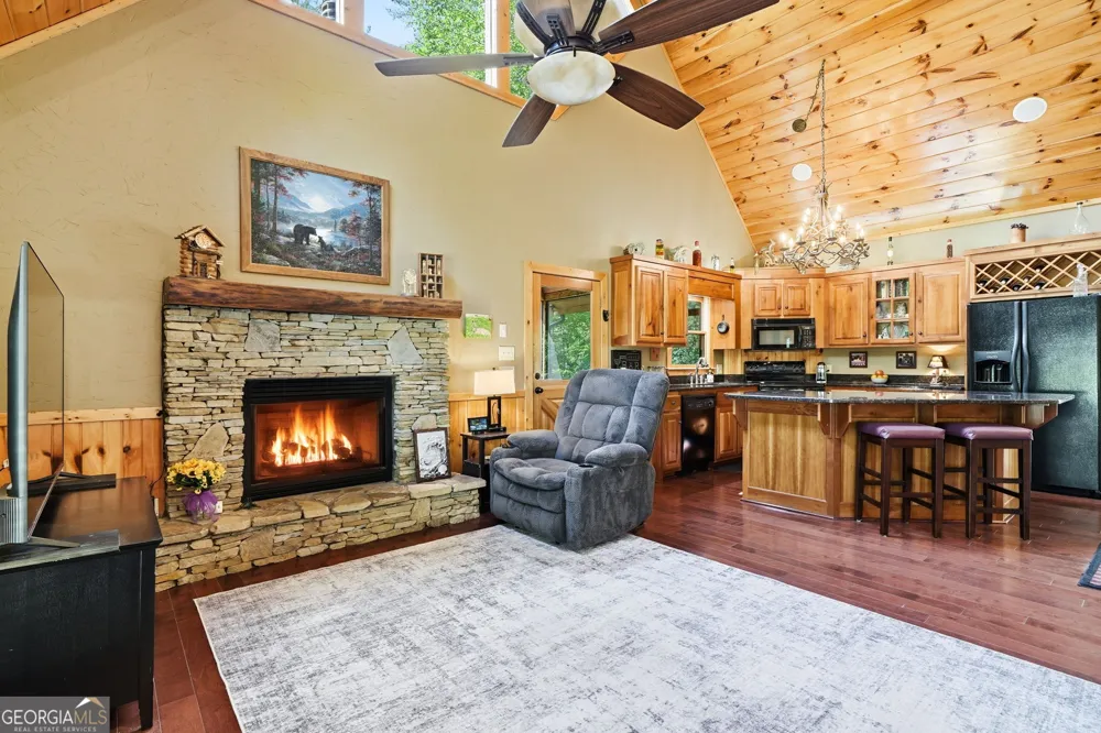 139 Deer TRL Mineral Bluff, GA 30559