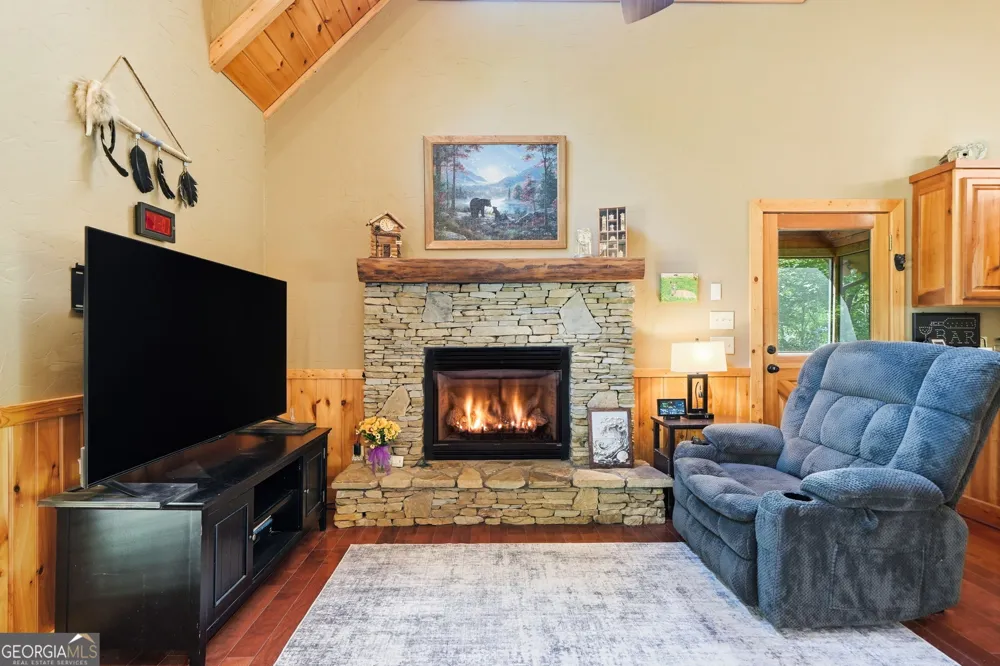 139 Deer TRL Mineral Bluff, GA 30559