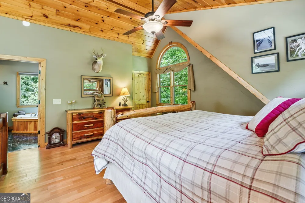 139 Deer TRL Mineral Bluff, GA 30559