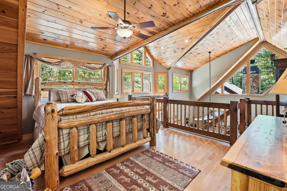 139 Deer TRL Mineral Bluff, GA 30559