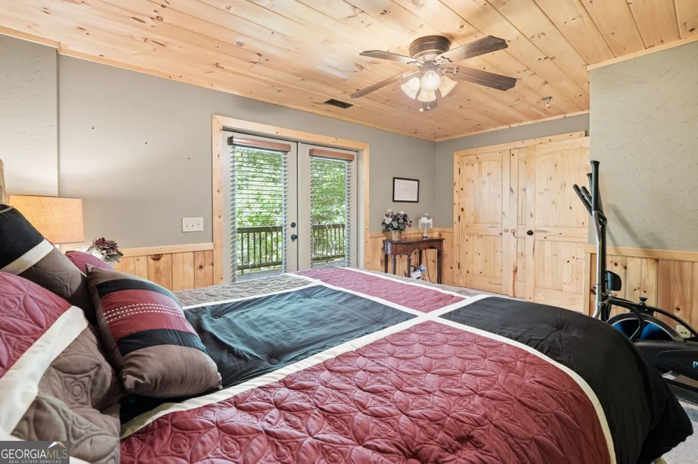 139 Deer TRL Mineral Bluff, GA 30559
