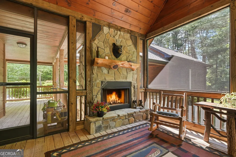 139 Deer TRL Mineral Bluff, GA 30559