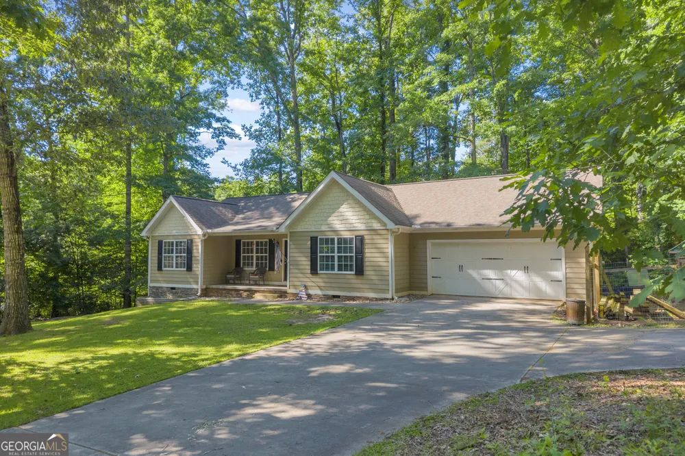 211 Normandy TRL Lavonia, GA 30553