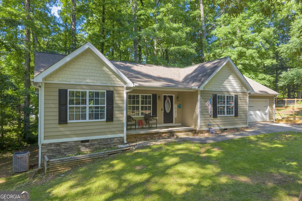 211 Normandy TRL Lavonia, GA 30553