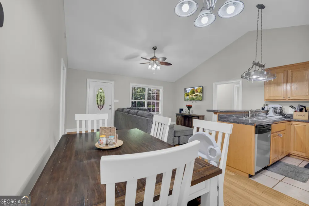 211 Normandy TRL Lavonia, GA 30553