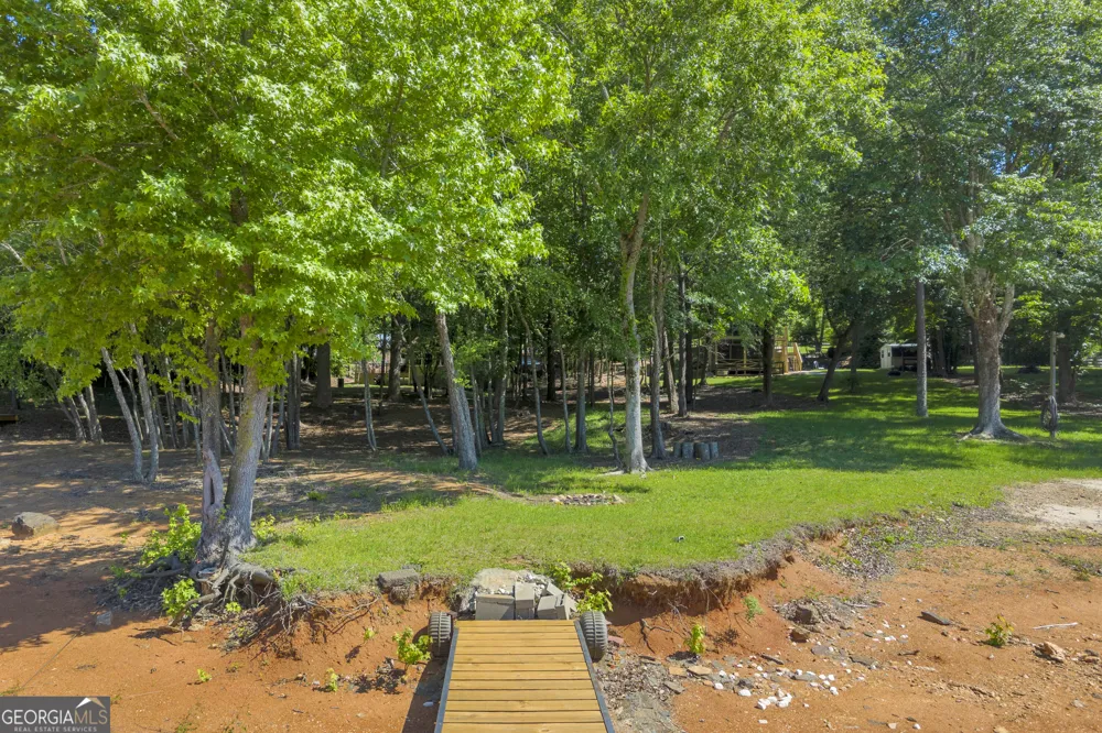 211 Normandy TRL Lavonia, GA 30553