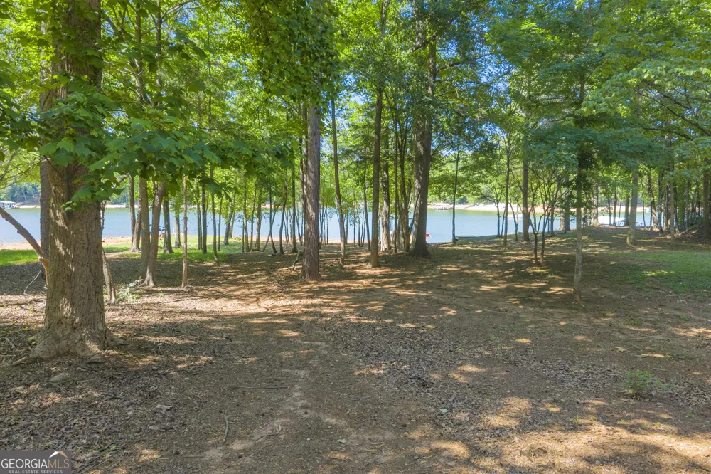 211 Normandy TRL Lavonia, GA 30553