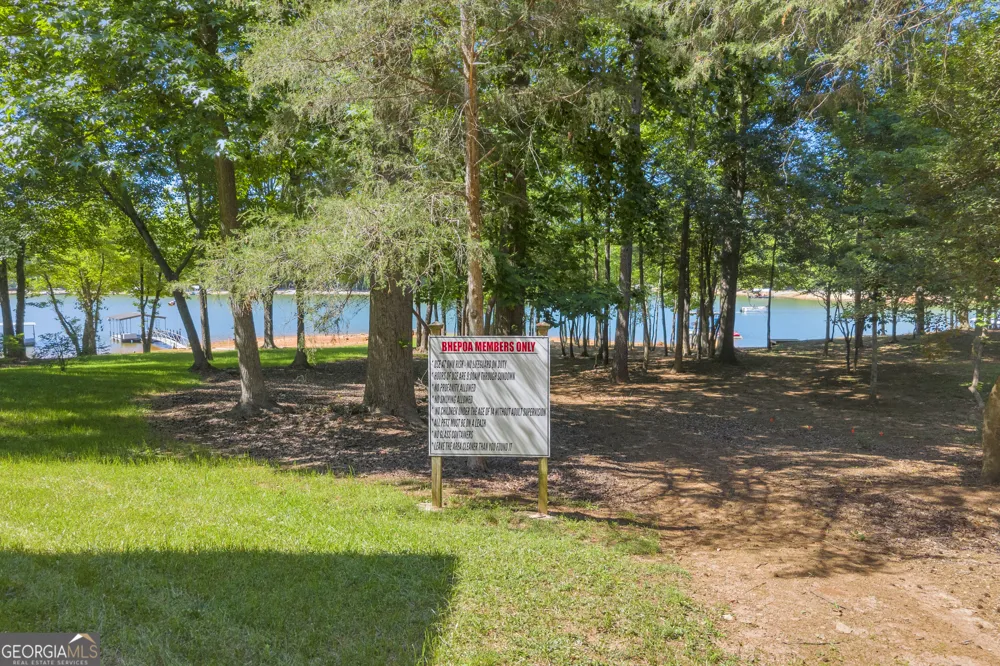 211 Normandy TRL Lavonia, GA 30553
