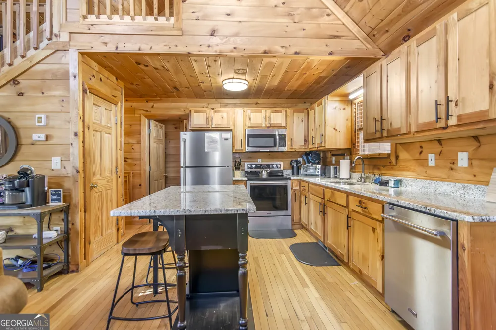 211 Highland Forest DR Morganton, GA 30560